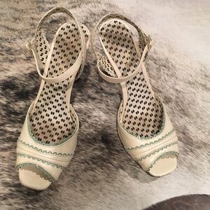 Jessica Simpson Cream and Green Heels